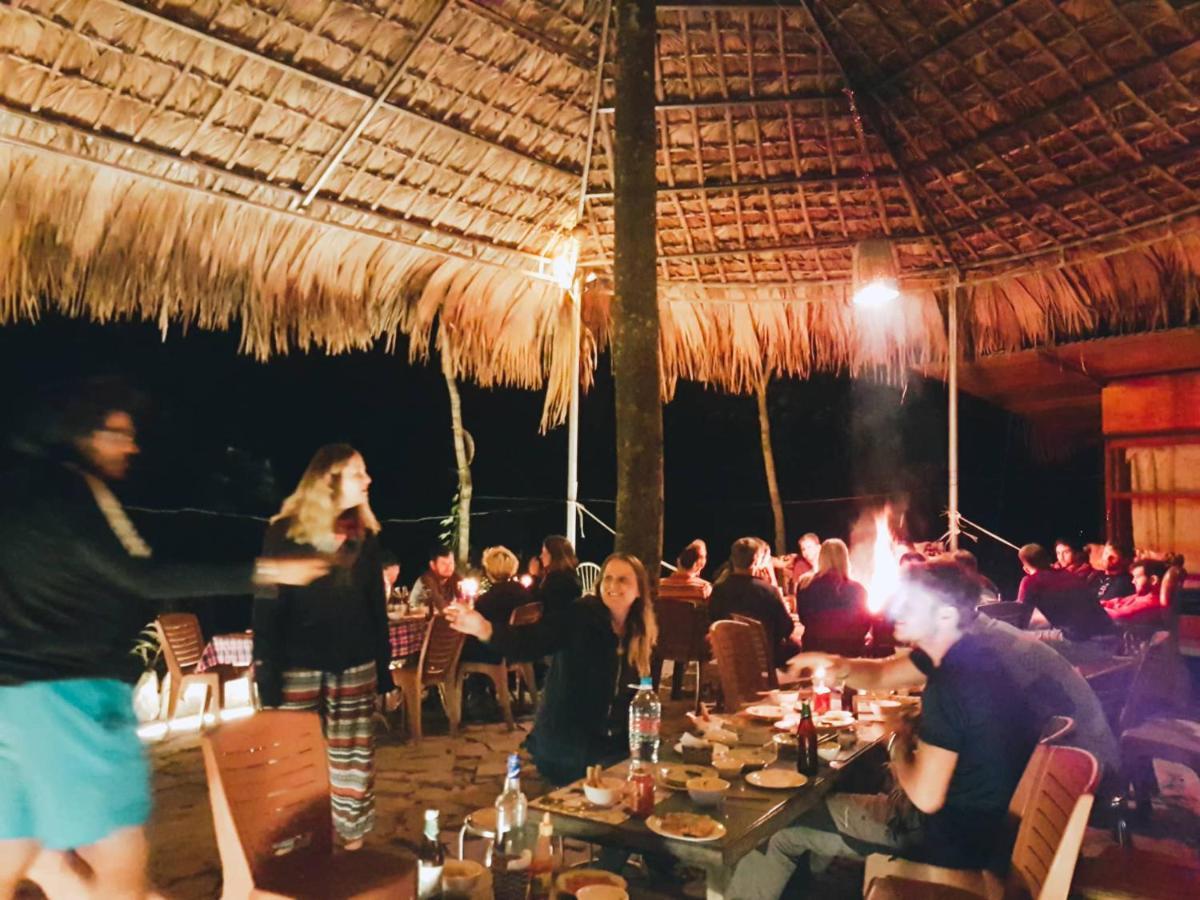 Làng Cac Chien'S Lodge Du Gia المظهر الخارجي الصورة