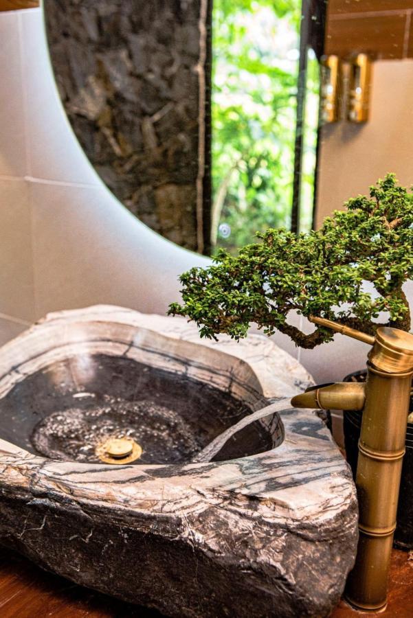 Làng Cac Chien'S Lodge Du Gia المظهر الخارجي الصورة