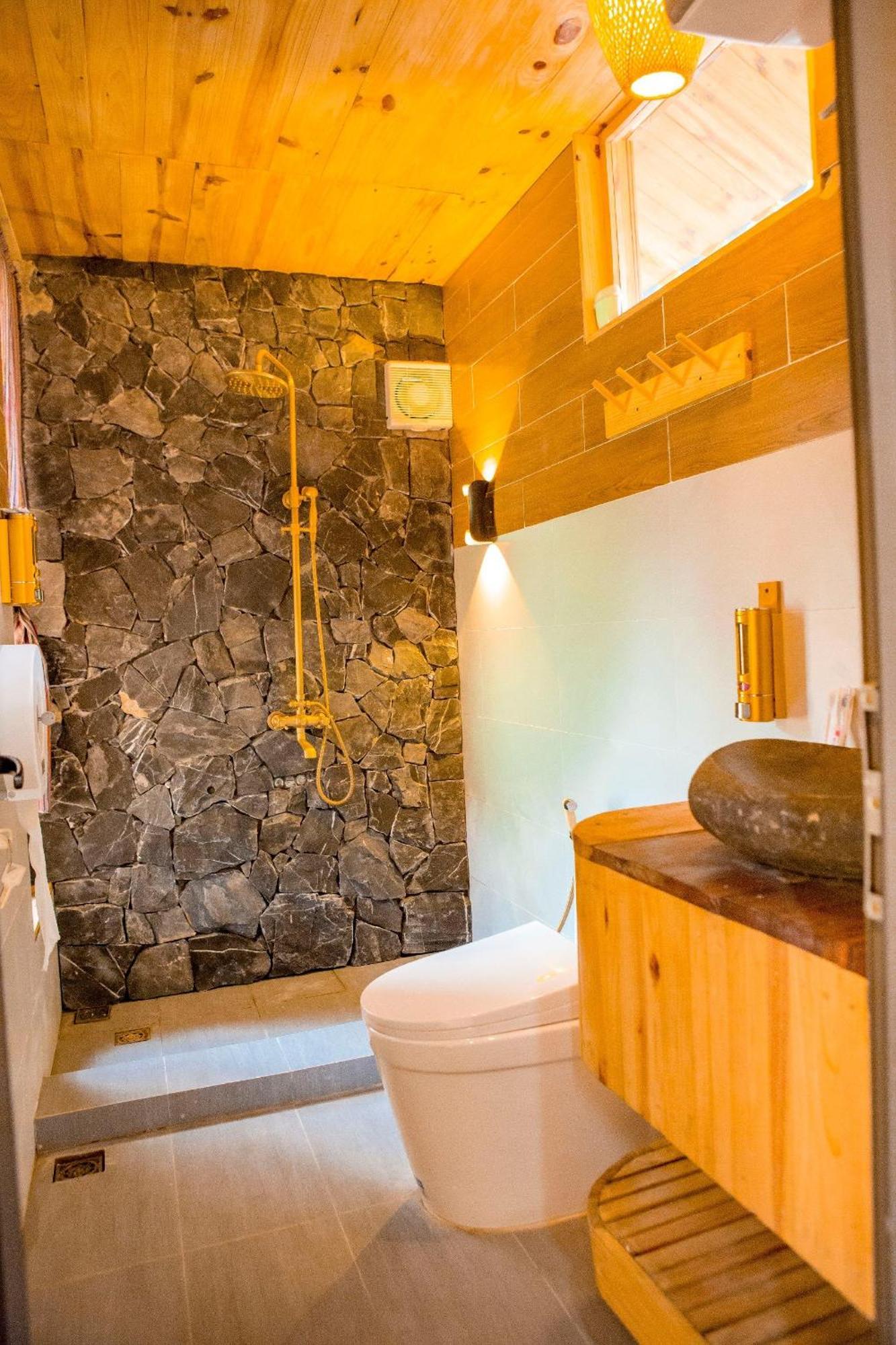 Làng Cac Chien'S Lodge Du Gia المظهر الخارجي الصورة