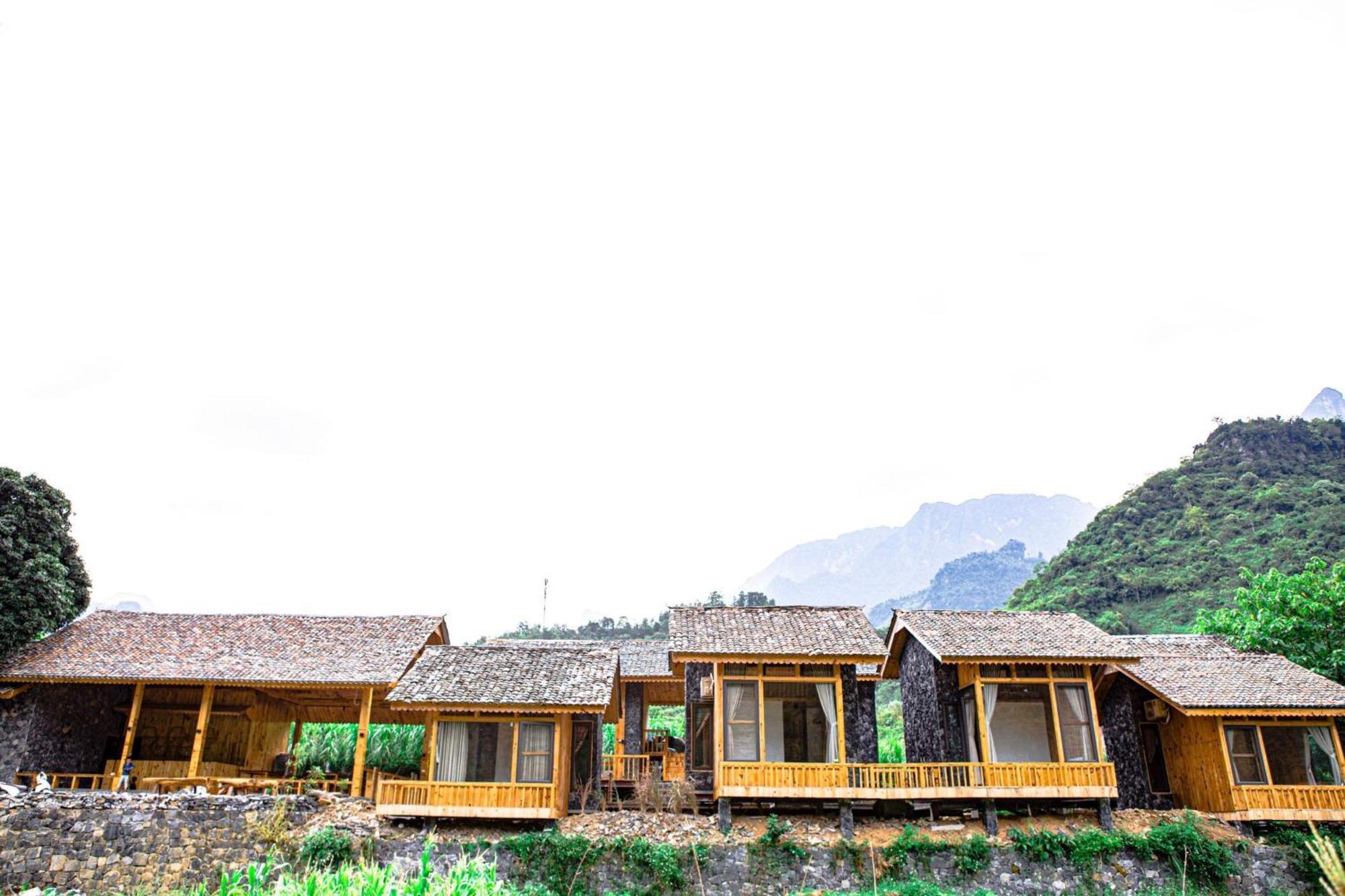 Làng Cac Chien'S Lodge Du Gia المظهر الخارجي الصورة