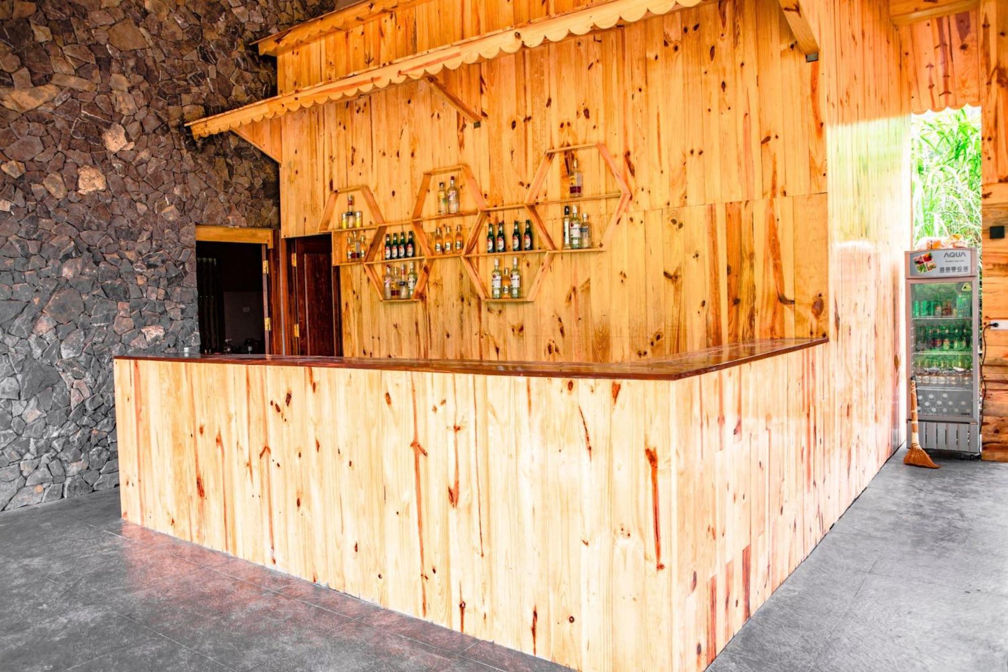 Làng Cac Chien'S Lodge Du Gia المظهر الخارجي الصورة